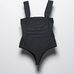 Gilli Charcoal Square Neck Wide Strap Bodysuit New Sz Large